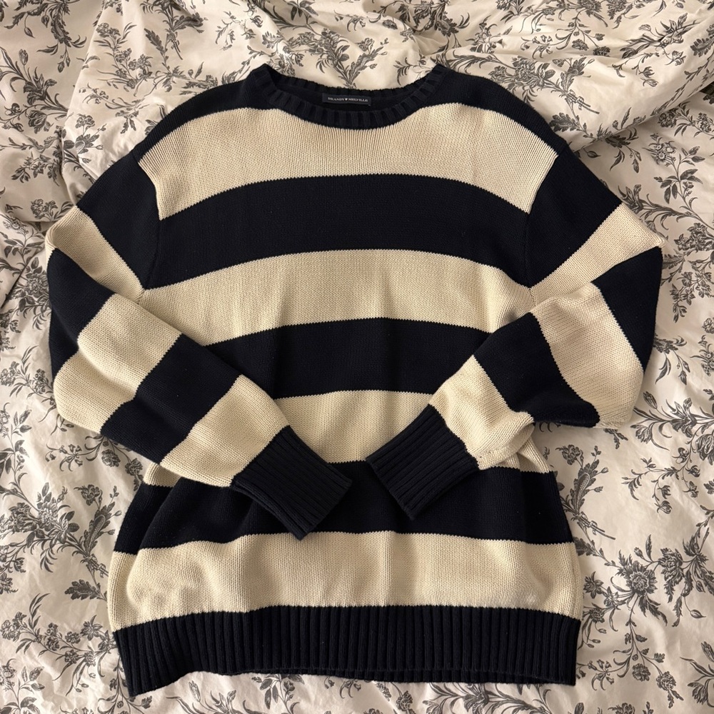 brandy melville | Striped Navy and Cream Knit Sweater | ONE SIZE